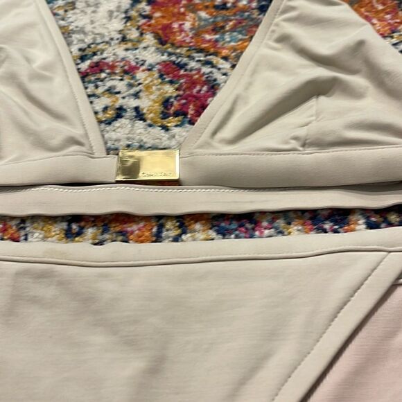 Calvin Klein size 12 tan bikini - Picture 2 of 7